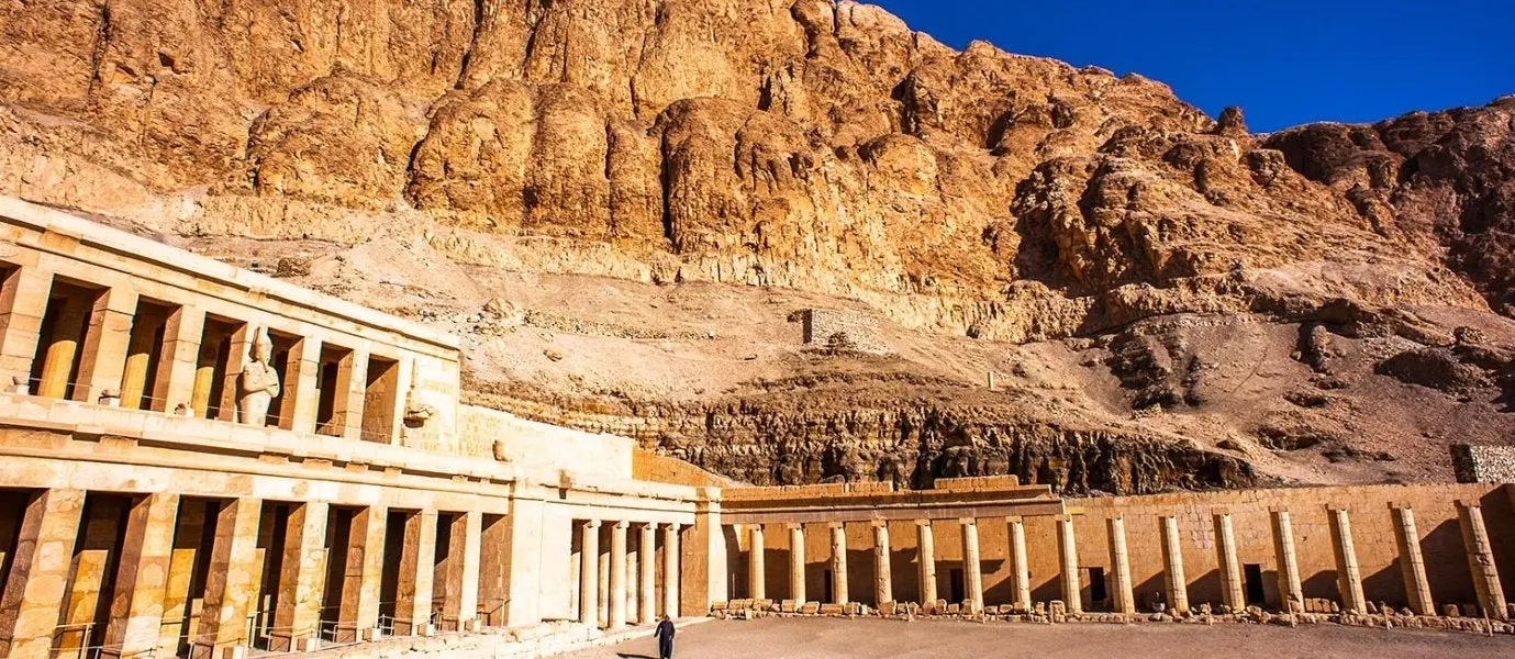 Great Pyramids & Full-Board Nile Cruise