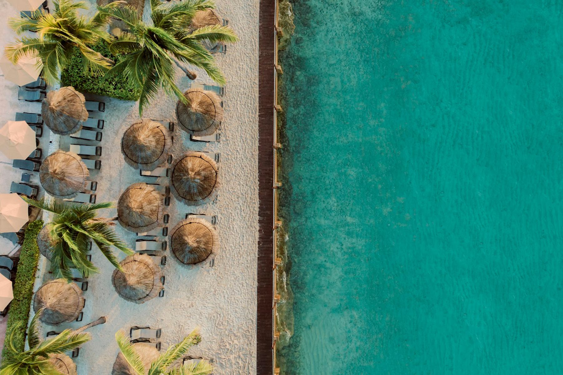 Catalonia Yucatán Beach