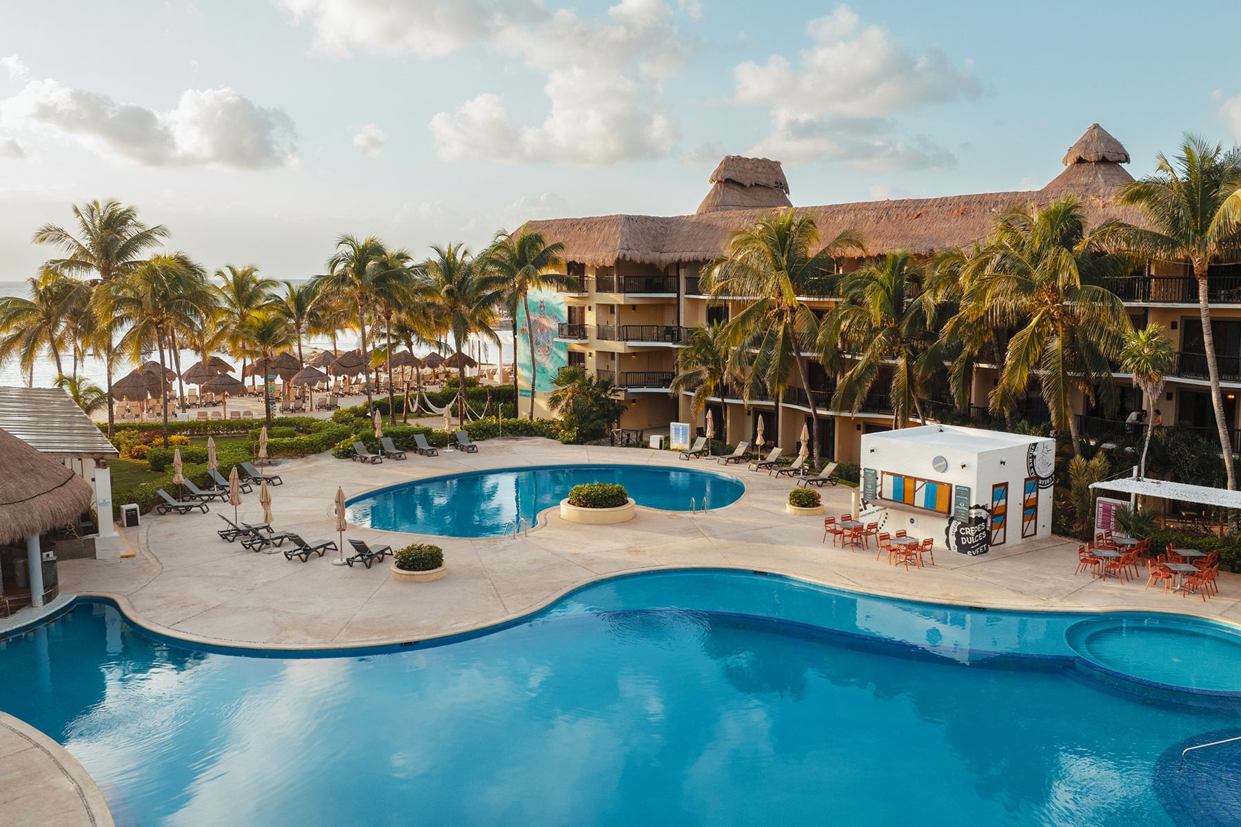 Catalonia Yucatán Beach